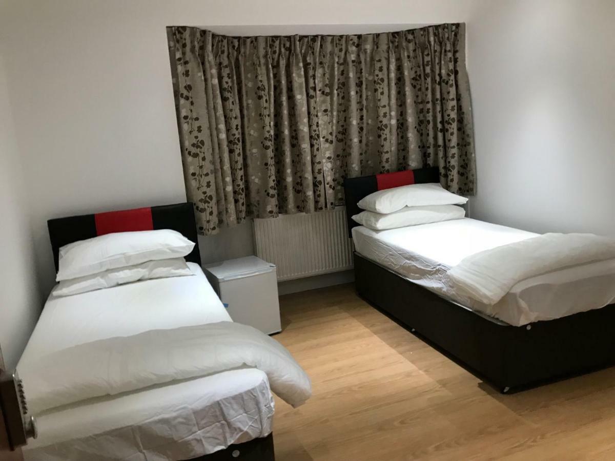 Oxford Bed And Breakfast Kidlington Bagian luar foto