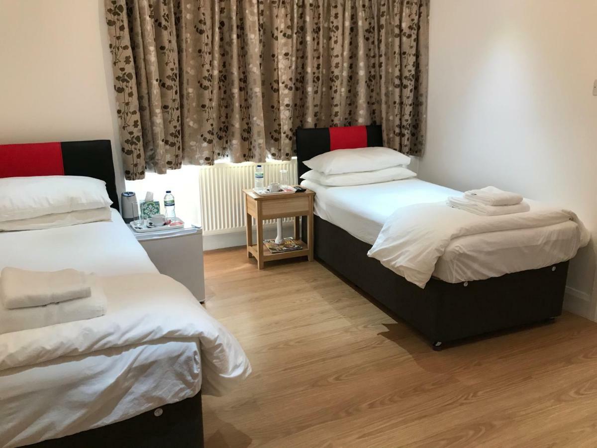 Oxford Bed And Breakfast Kidlington Bagian luar foto
