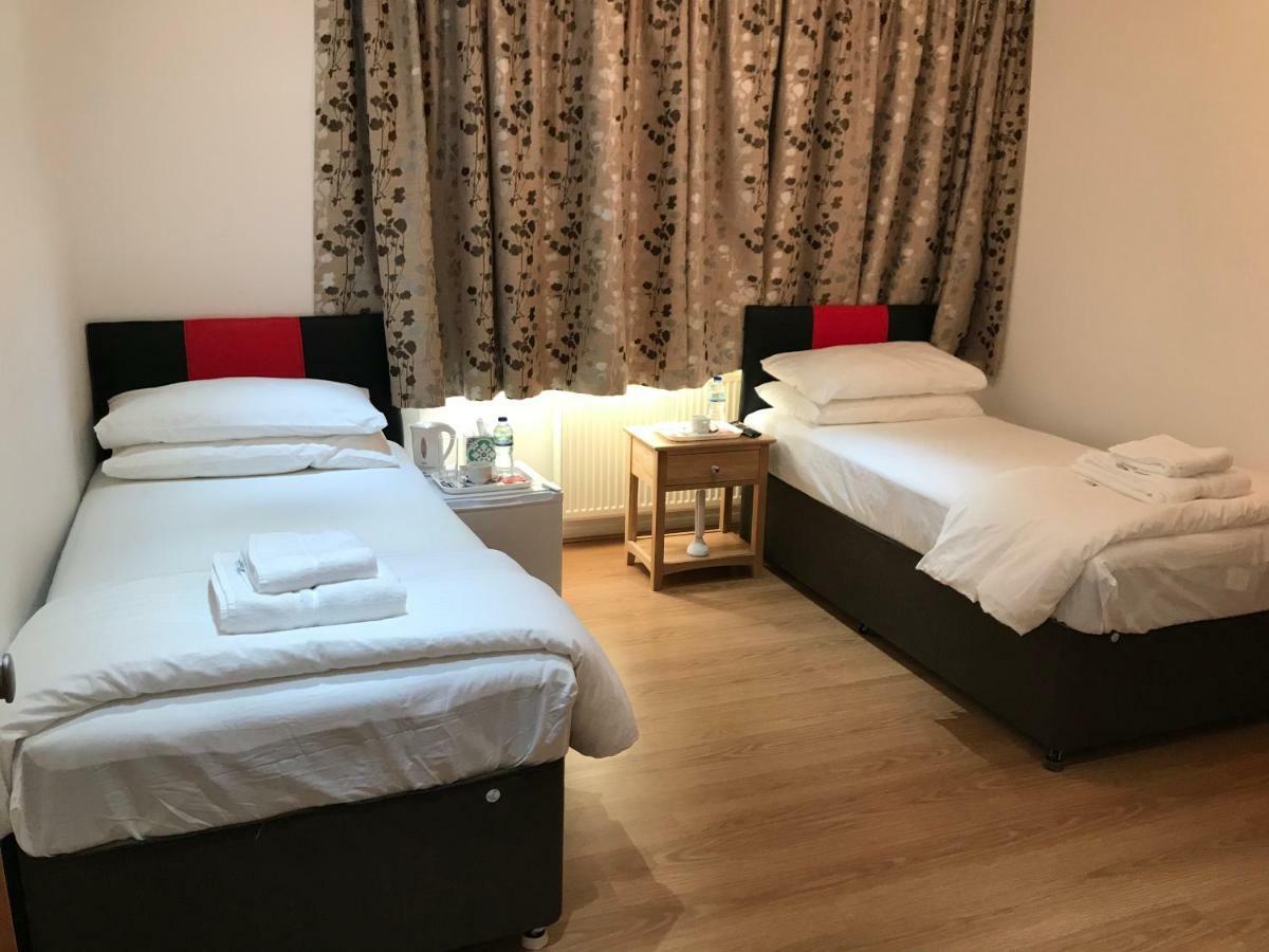 Oxford Bed And Breakfast Kidlington Bagian luar foto